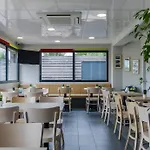 B&B Hotel Verdun Sud Отель Верден-сюр-Мёз
